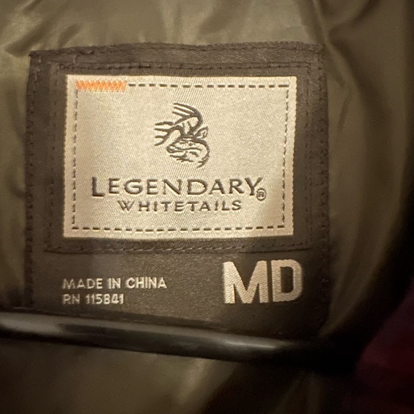 Legendary Whitetails Puffer Vest - Picture 4 of 6